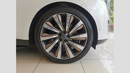 Range Rover 8