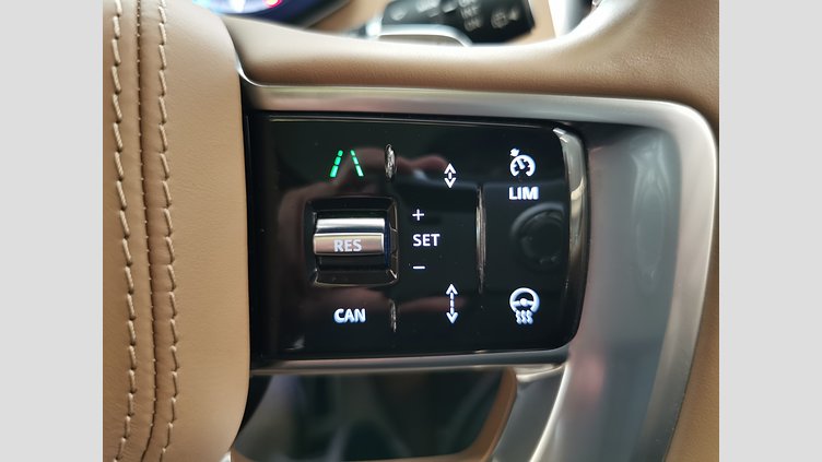 2023 認定中古車 Land Rover Range Rover アイシーホワイト - グロスフィニッシュ P530 AWD（AT） スタンダードホイールベース SV