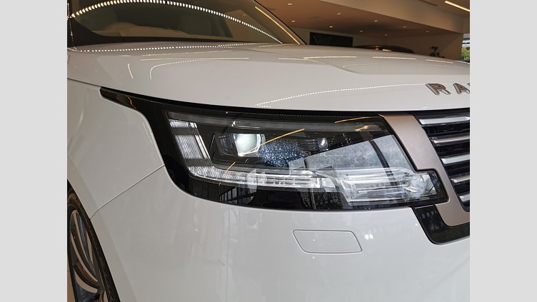 2023 認定中古車 Land Rover Range Rover アイシーホワイト - グロスフィニッシュ P530 AWD（AT） スタンダードホイールベース SV