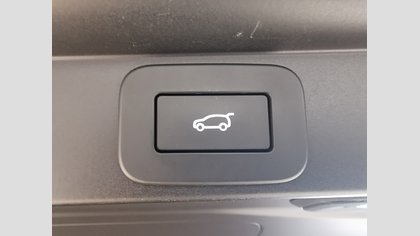 Range Rover 15