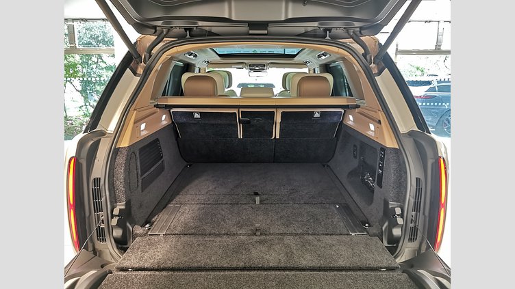 2023 認定中古車 Land Rover Range Rover アイシーホワイト - グロスフィニッシュ P530 AWD（AT） スタンダードホイールベース SV