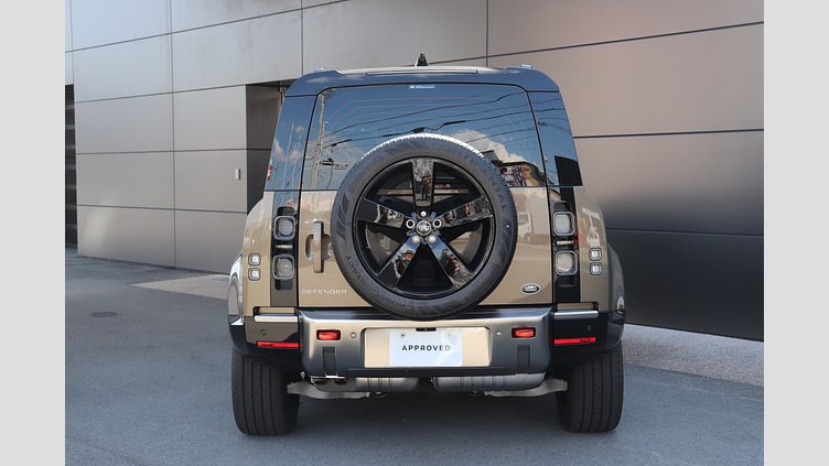 2023 認定中古車 Land Rover Defender 110 Gondwana Stone D300 AWD(AT) X
