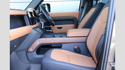 Defender 110 2