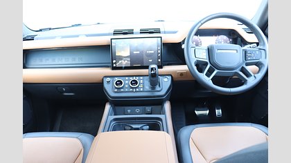 Defender 110 3