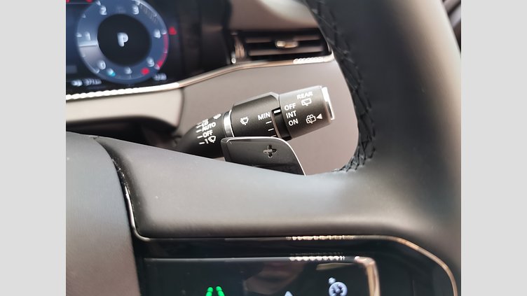 2024 認定中古車 Land Rover Range Rover Evoque カルパチアングレイ D200マイルドハイブリッド（ディーゼル） スタンダードホイールベース S