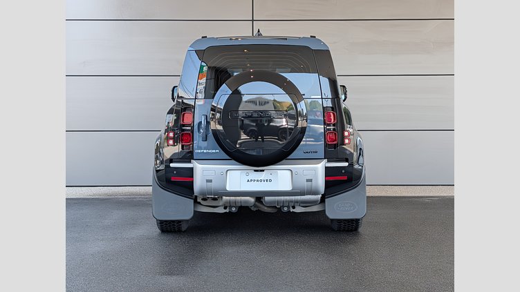 2024 認定中古車 Land Rover Defender 110 サントリーニブラック D300 AWD（AT） S