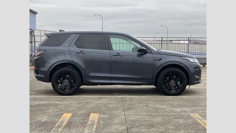 2024 認定中古車 Land Rover Discovery Sport ヴァレジネブルー D200マイルドハイブリッド（ディーゼル） 標準ホイール S