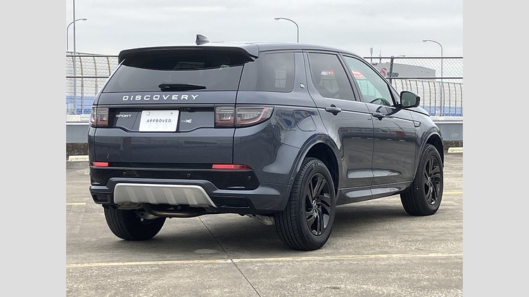 2024 認定中古車 Land Rover Discovery Sport ヴァレジネブルー D200マイルドハイブリッド（ディーゼル） 標準ホイール S