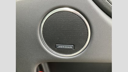 Discovery Sport 12