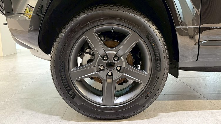 2026 新車 Land Rover Defender 90 Santorini Black D250 X-Dynamic SE