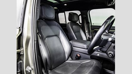 Defender 110 21