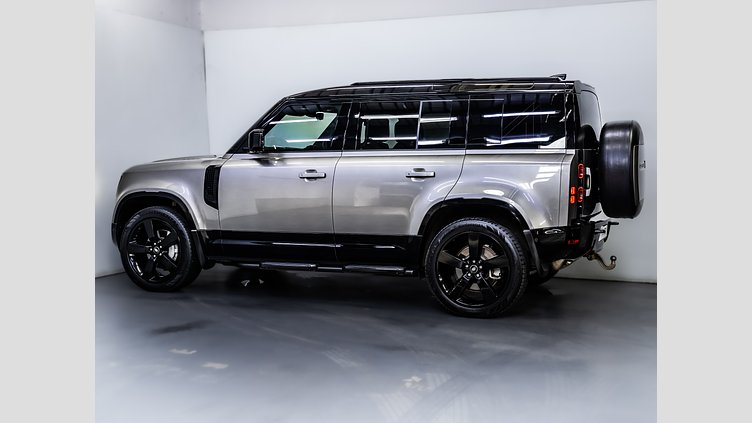 2024 Approved Land Rover Defender 110 Silicon Silver AWD D350 HSE X-Dynamic