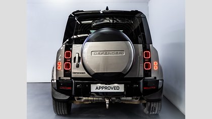 Defender 110 5