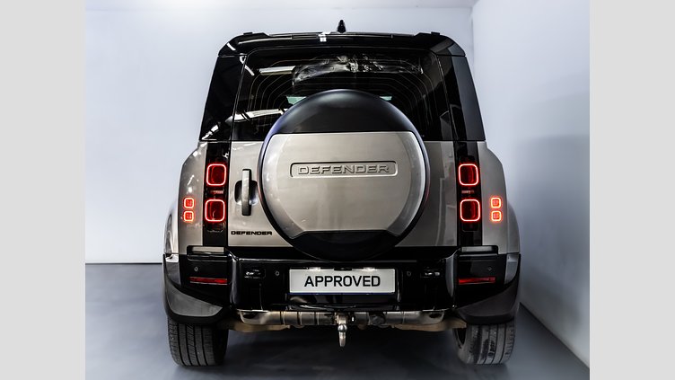 2024 Approved Land Rover Defender 110 Silicon Silver AWD D350 HSE X-Dynamic