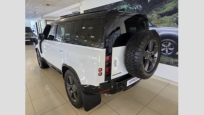 Defender 110 2