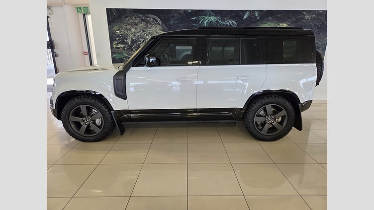 2025 Approved Land Rover Defender 110 Fuji White AWD D350 HSE X-Dynamic