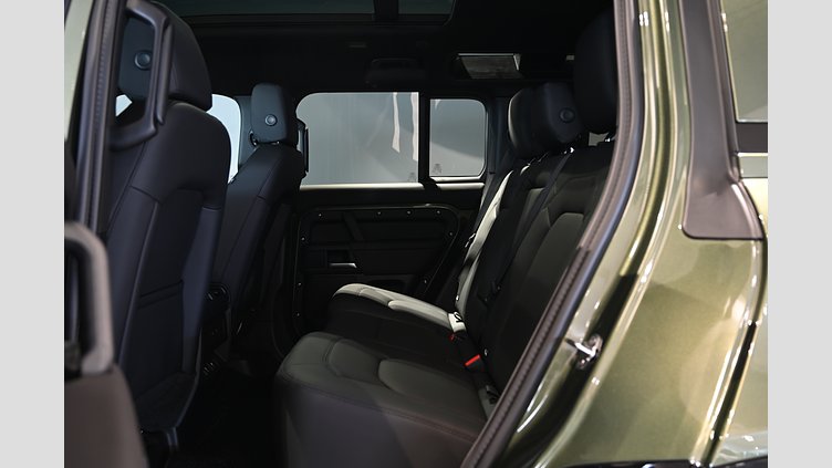 2026 Ny Land Rover Defender 110 Woolstone Green AWD 110 P300e X-Dynamic SE