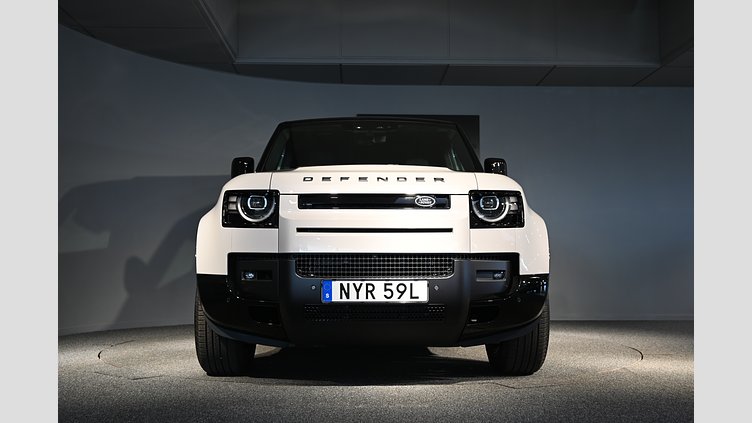 2026 Begagnad Land Rover Defender 110 Borasco Grey AWD P300e X-Dynamic SE