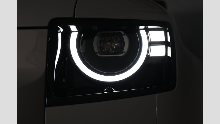 2026 Begagnad Land Rover Defender 110 Borasco Grey AWD P300e X-Dynamic SE