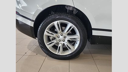 Range Rover Velar 16