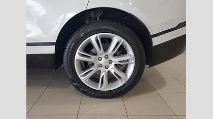 Range Rover Velar 17