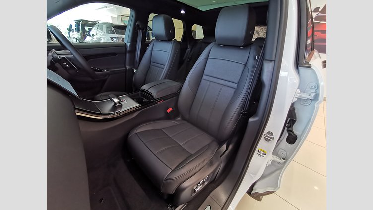2024 認定中古車 Land Rover Range Rover Evoque フジホワイト プラグインハイブリッド（ガソリン） Standard Wheelbase DYNAMIC HSE