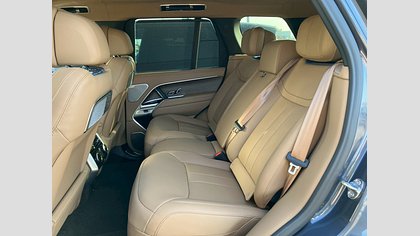 Range Rover 9