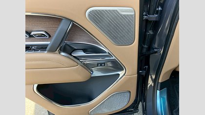 Range Rover 16