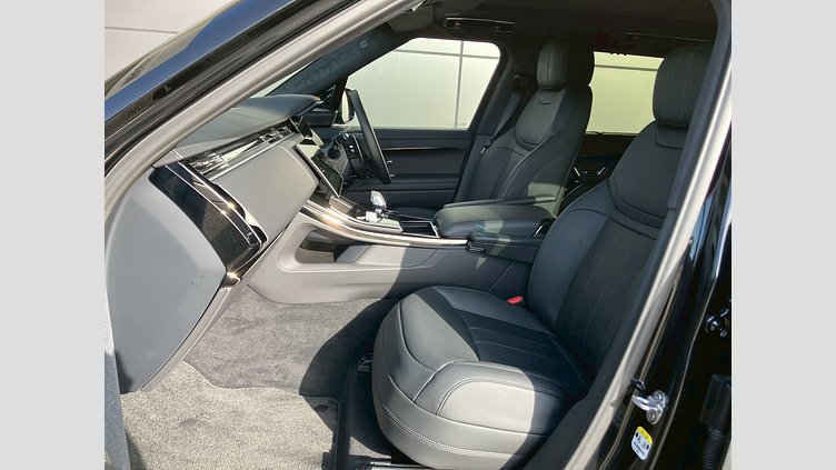 2025 認定中古車 Land Rover Range Rover Sport サントリーニブラック P550eプラグインハイブリッド（ガソリン） スタンダードホイールベース Autobiography