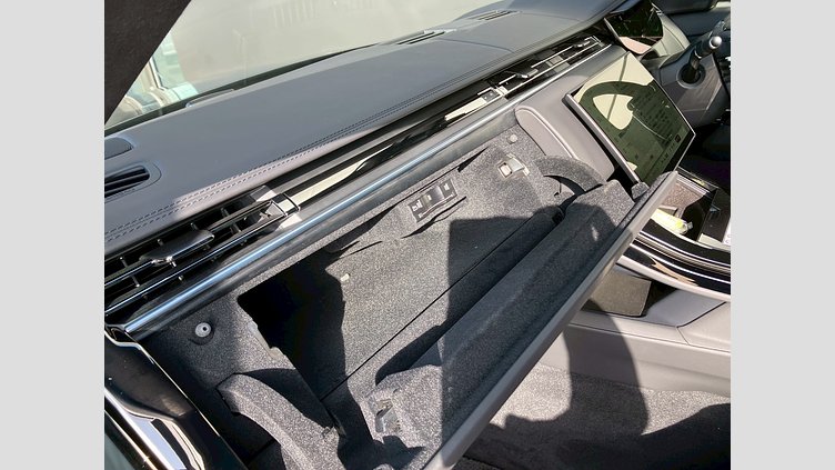 2025 認定中古車 Land Rover Range Rover Sport サントリーニブラック P550eプラグインハイブリッド（ガソリン） スタンダードホイールベース Autobiography