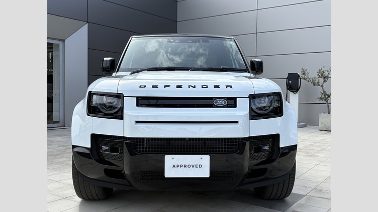 2024 認定中古車 Land Rover Defender 110 フジホワイト D350 ディーゼルマイルドハイブリッド X-Dynamic HSE
