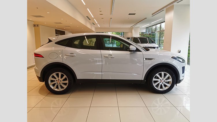 2018 認定中古車 Jaguar E-Pace ユーロン ホワイト D180 オートマチック全輪駆動 S