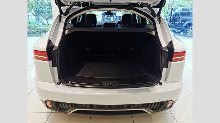 2018 認定中古車 Jaguar E-Pace ユーロン ホワイト D180 オートマチック全輪駆動 S