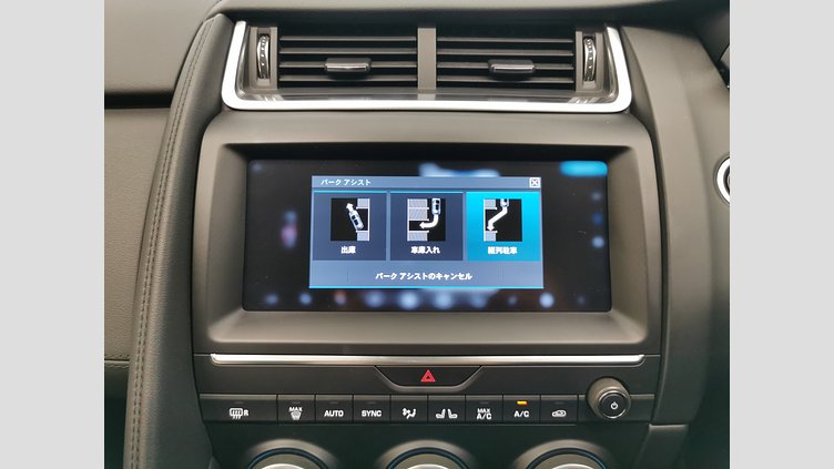 2018 認定中古車 Jaguar E-Pace ユーロン ホワイト D180 オートマチック全輪駆動 S