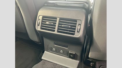 Range Rover Velar 23