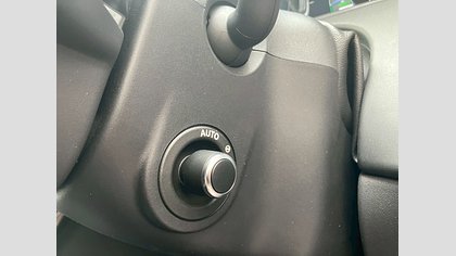Range Rover Velar 17