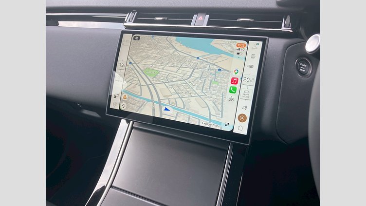 2024 認定中古車 Land Rover Range Rover Velar フジホワイト P400eプラグインハイブリッド（ガソリン） スタンダードホイールベース Dynamic SE