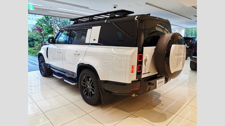 2024 認定中古車 Land Rover Defender 130 フジホワイト D300 AWD（AT） X-DYNAMIC HSE