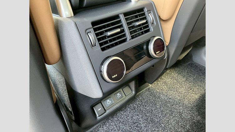 2025 認定中古車 Land Rover Discovery サントリーニブラック D350マイルドハイブリッド（ディーゼル） Dynamic HSE