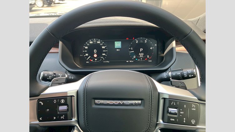2025 認定中古車 Land Rover Discovery サントリーニブラック D350マイルドハイブリッド（ディーゼル） Dynamic HSE