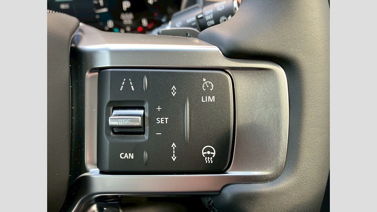 2025 認定中古車 Land Rover Discovery サントリーニブラック D350マイルドハイブリッド（ディーゼル） Dynamic HSE