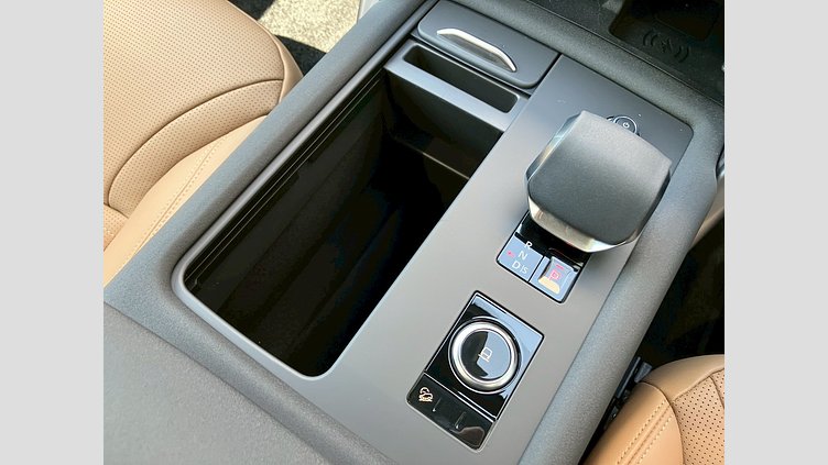 2025 認定中古車 Land Rover Discovery サントリーニブラック D350マイルドハイブリッド（ディーゼル） Dynamic HSE