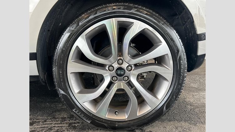 2019 認定中古車 Land Rover Range Rover Evoque ソウルパールシルバー P250 FIRST EDITION
