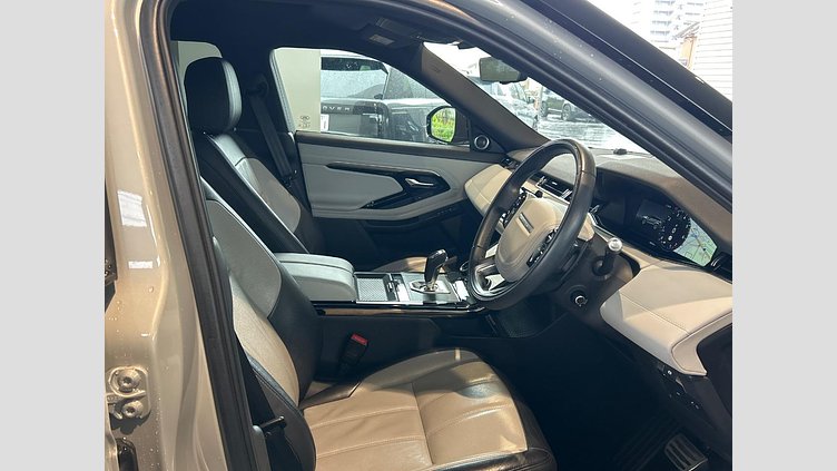 2019 認定中古車 Land Rover Range Rover Evoque ソウルパールシルバー P250 FIRST EDITION