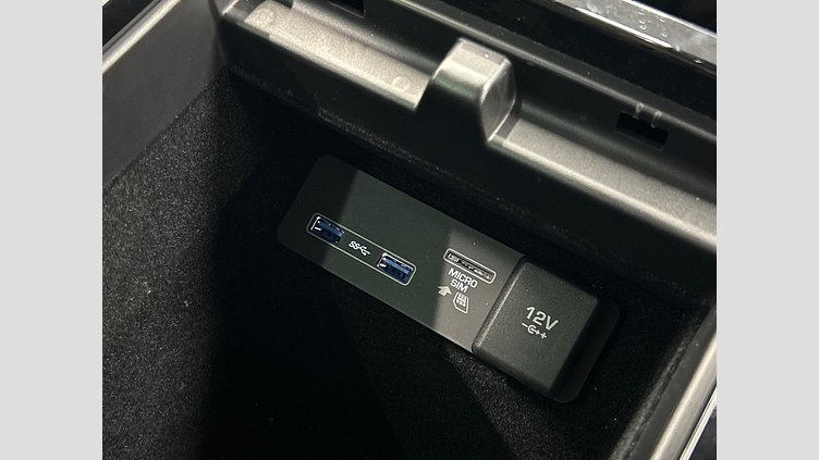 2019 認定中古車 Land Rover Range Rover Evoque ソウルパールシルバー P250 FIRST EDITION