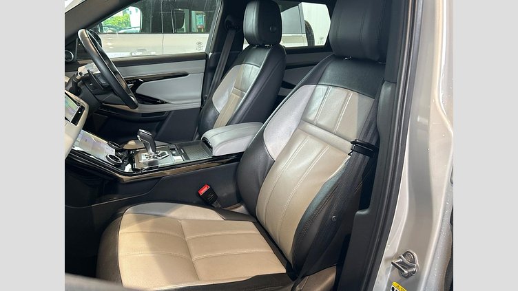 2019 認定中古車 Land Rover Range Rover Evoque ソウルパールシルバー P250 FIRST EDITION