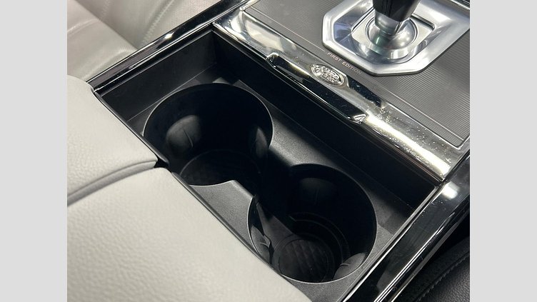 2019 認定中古車 Land Rover Range Rover Evoque ソウルパールシルバー P250 FIRST EDITION