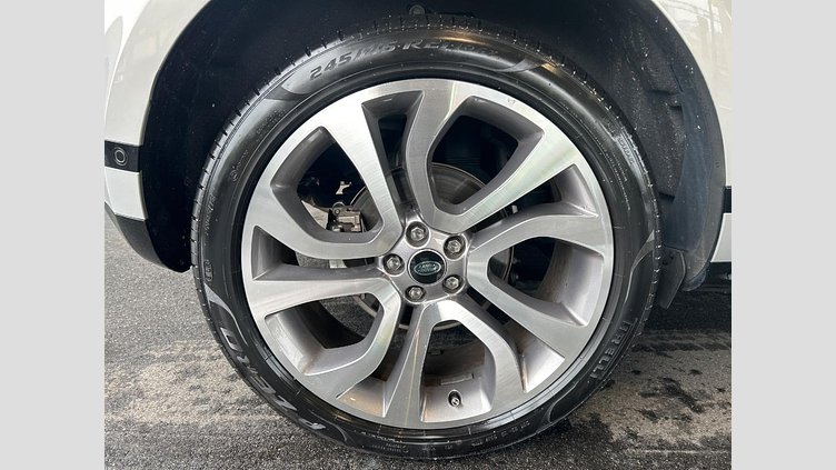 2019 認定中古車 Land Rover Range Rover Evoque ソウルパールシルバー P250 FIRST EDITION