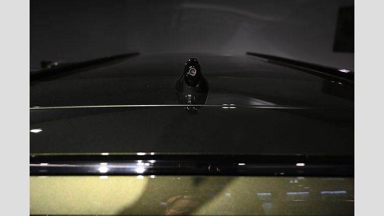 2026 Ny Land Rover Defender 130 Woolstone Green Mild Hybrid D250 X-Dynamics SE