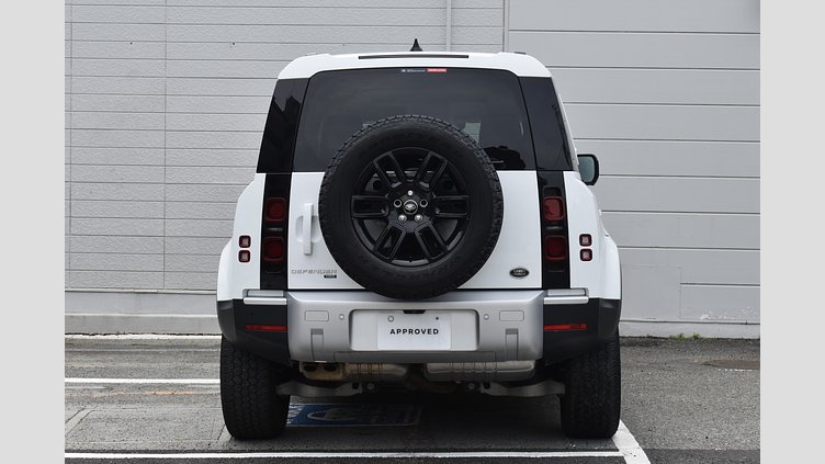 2021 認定中古車 Land Rover Defender 110 フジホワイト D300 AWD（AT） S